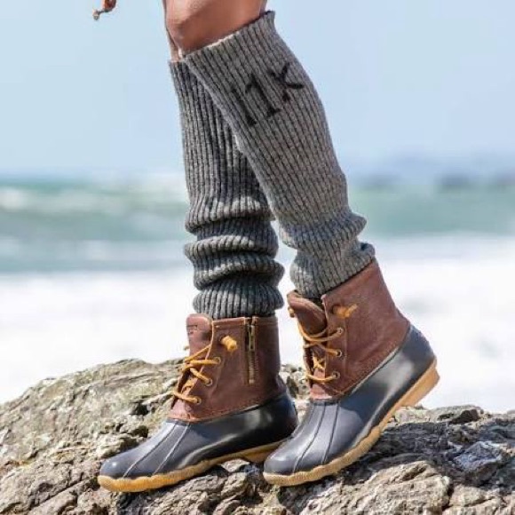 Sperry Shoes - Sperry Saltwater Misty Plaid Duck Boot in Black and Tan |Size 7M